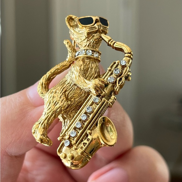 1928 “Cool Cat The Jazz Meo-sician Pin” Sunglasses Saxophone Kitten Gold Brooch - Picture 4 of 12